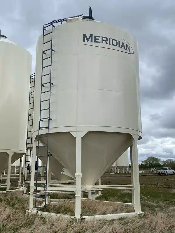 Photo de la Galerie 2 pour Meridian 1412 Réservoir à grain
