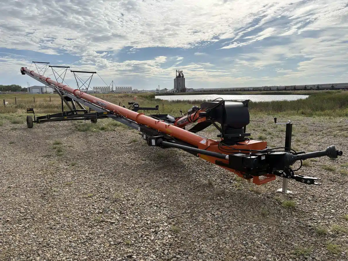 Gallery image 2 for 2026 Batco 1590 SWING Grain Auger