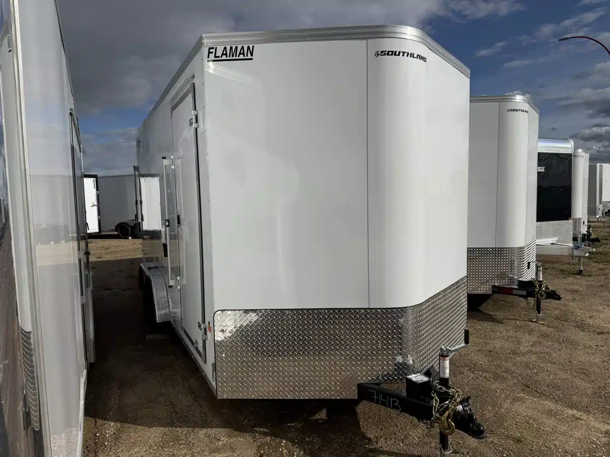 Photo de la Galerie 2 pour 2027 Royal Cargo LCH Remorque fermée