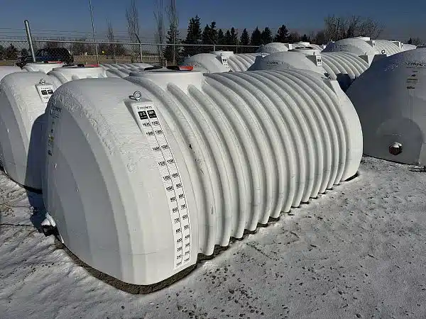 Gallery image 1 for Freeform Plastics HD GEN 2 Fertilizer Tank