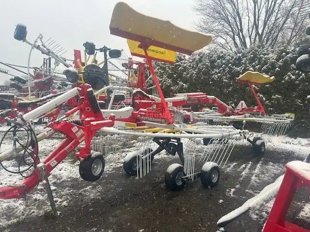 Gallery image 1 for New 2023 Pottinger TOP 692A Rake