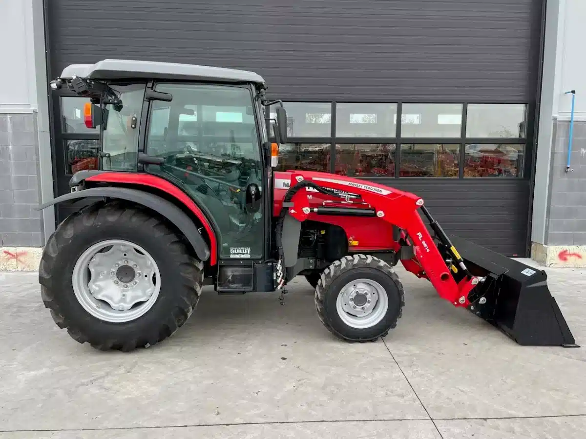 Image for Used Massey Ferguson 1760M Tractor