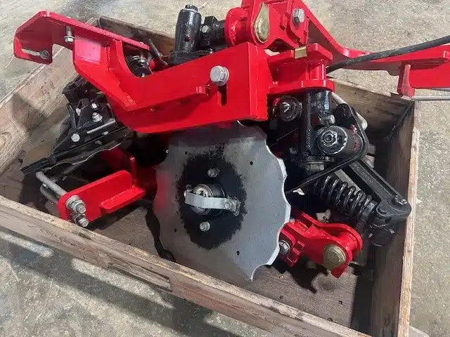 Gallery image 2 for Used 2024 Yetter Disque engrais HD Liquide Planter - No Till