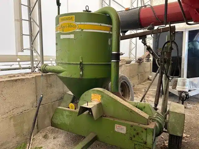 Gallery image 2 for Used Walinga Agri-vac Grain Vac