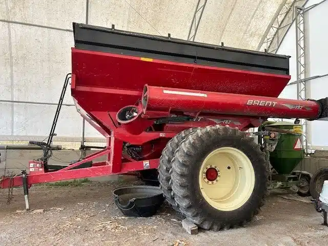 Used Brent 782 Grain Cart