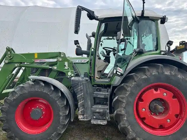 Used Fendt 512 VARIO Tractor