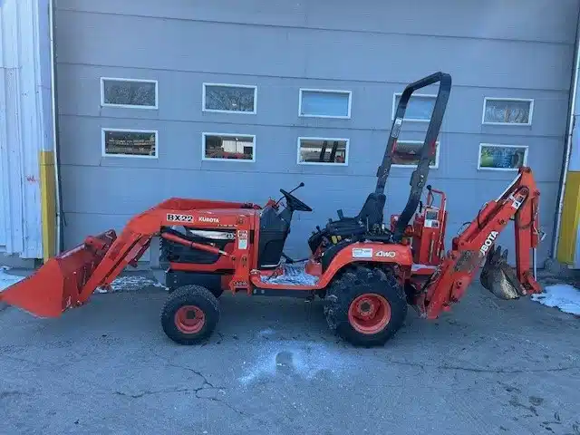 Gallery image 1 for Kubota BX2200 Tractor