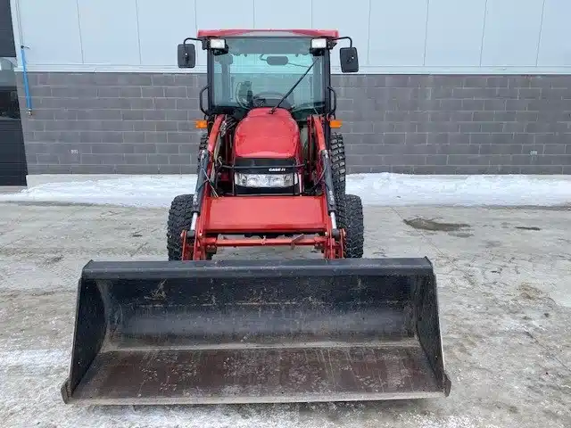 Photo de la Galerie 2 pour 2017 Case IH FARMALL 55C Tracteur