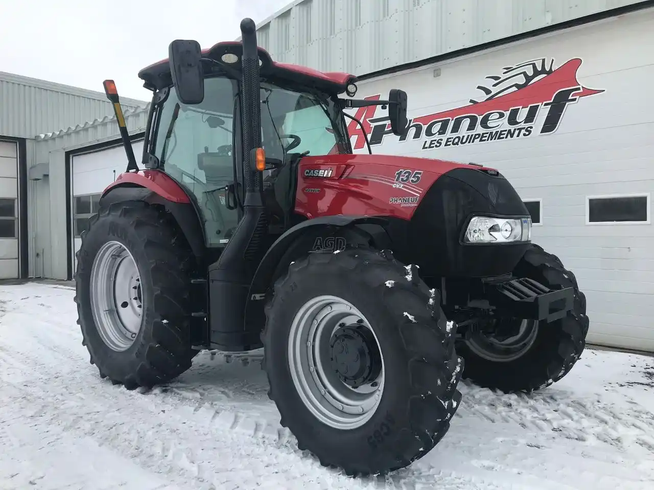 Gallery image 1 for Used 2016 Case IH MAXXUM 135 CVT Tractor