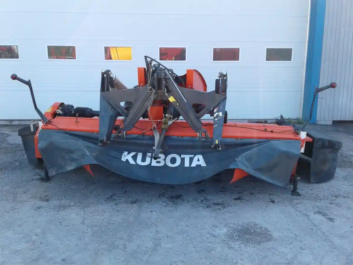 Gallery image 1 for Used 2017 Kubota DMC7036T Disc Mower Conditioner
