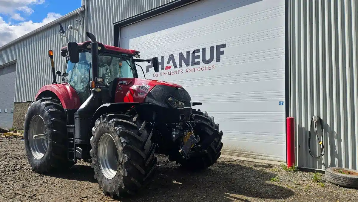 Gallery image 1 for Used 2017 Case IH OPTUM 270 Tractor