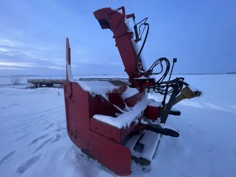 Gallery image 2 for Used 2006 Pronovost P-980 Snow Blower