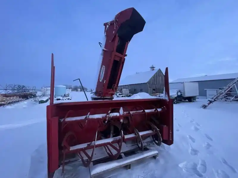 Gallery image 1 for Used 2006 Pronovost P-980 Snow Blower