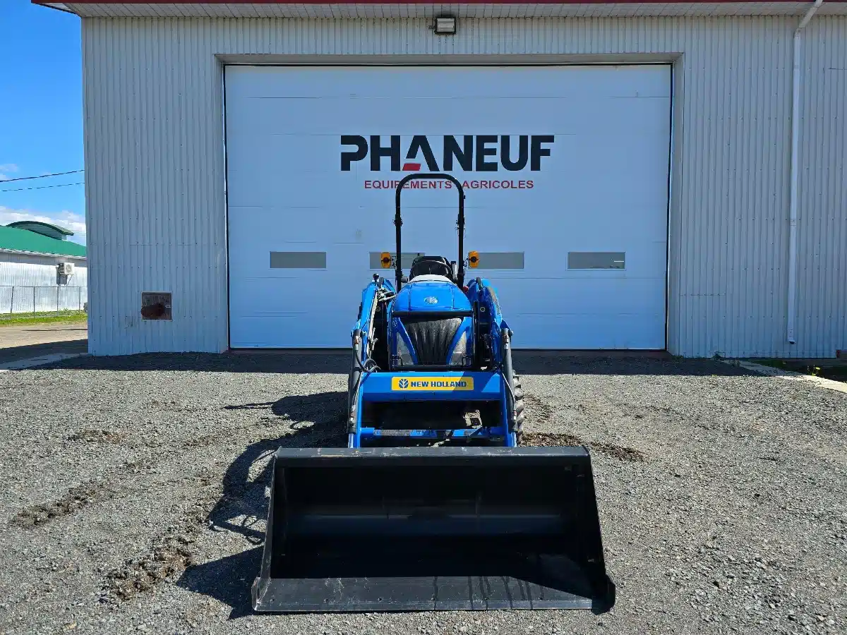 Gallery image 2 for 2014 New Holland BOOMER 37 Tractor