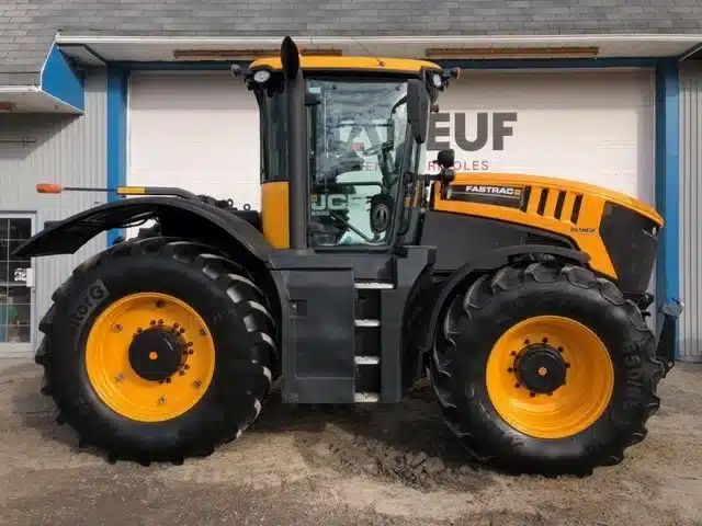 Gallery image 2 for 2018 Unspecified FASTRAC 8330 Tractor