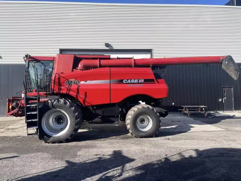 Gallery image 1 for Used 2013 Case IH 8230 Combine