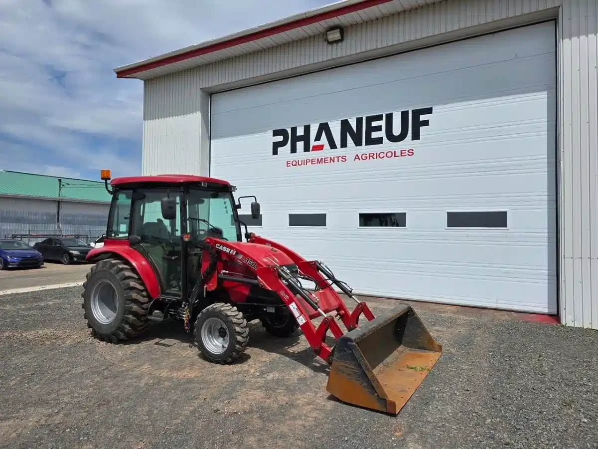 Gallery image 1 for Used 2022 Case IH FARMALL 40C Tractor