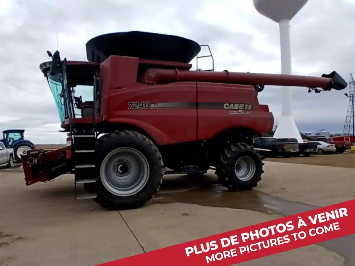 Gallery image 1 for Used 2017 Case IH 7240 Combine