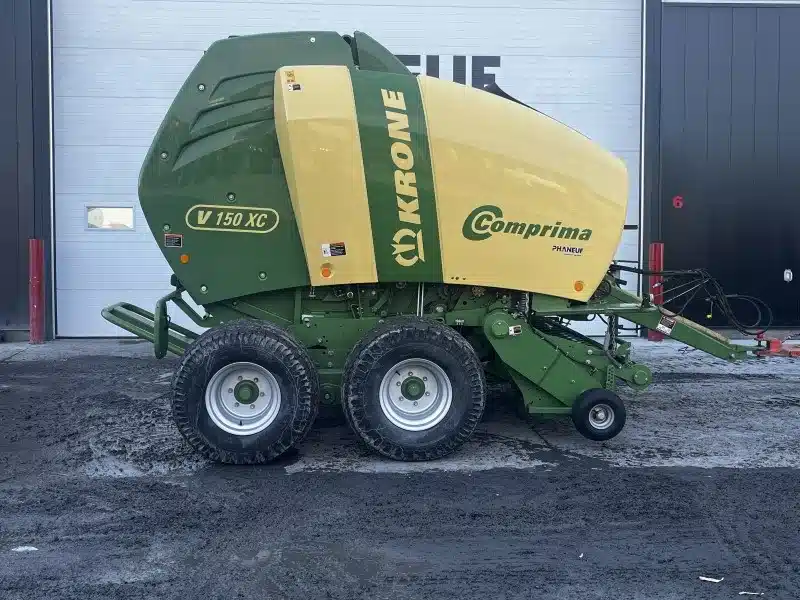 Gallery image 1 for Used 2016 Krone COMPRIMA V 150 XC T Round Baler