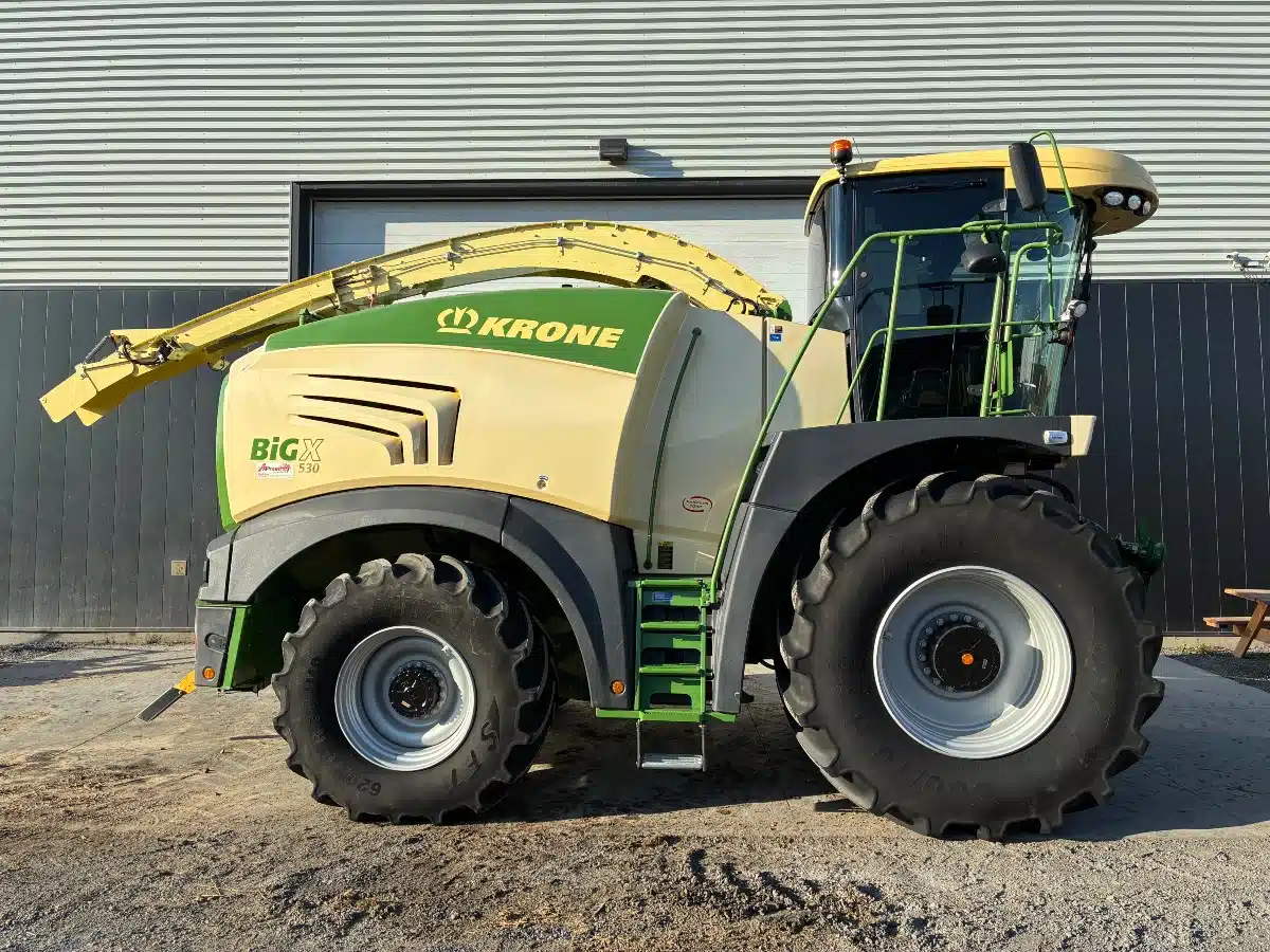 Gallery image 2 for Used 2016 Krone BIG X 530 Forage Harvester