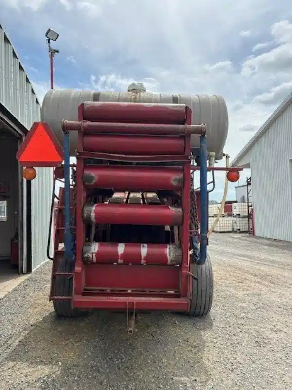 Gallery image 2 for Used 1997 Case IH 8575 Square Baler - Large