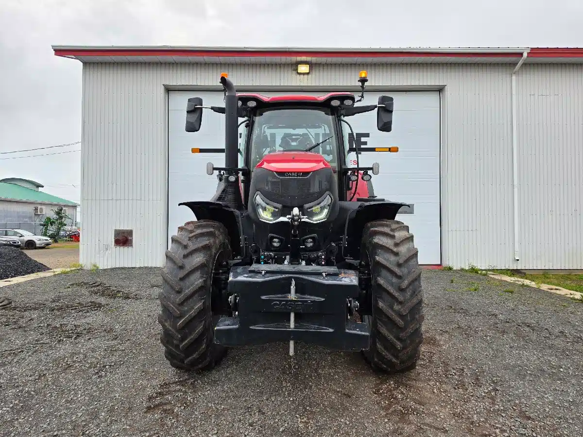 Gallery image 2 for 2024 Case IH OPTUM 300 Tractor