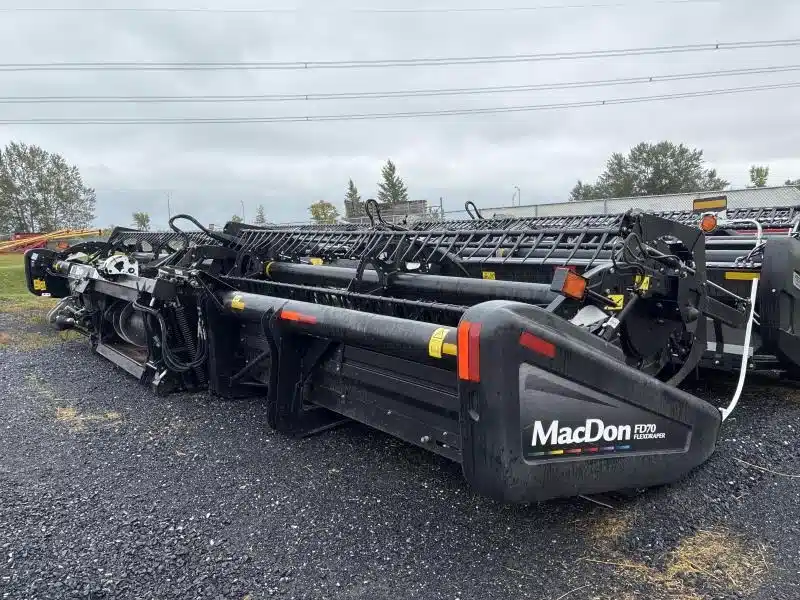 Used 2012 MacDon FD70 Header - Flex Draper