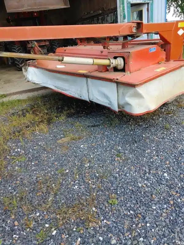 Gallery image 1 for Used 2000 Kuhn FC300RG Mower Conditioner