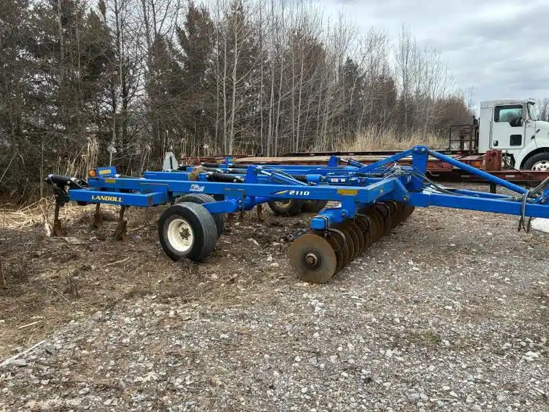 Photo de la Galerie 1 pour 2020 Landoll 2110 Extirpateur à disque