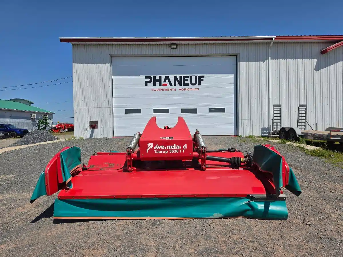 Gallery image 2 for 2015 Kverneland 3636 FT Disc Mower Conditioner