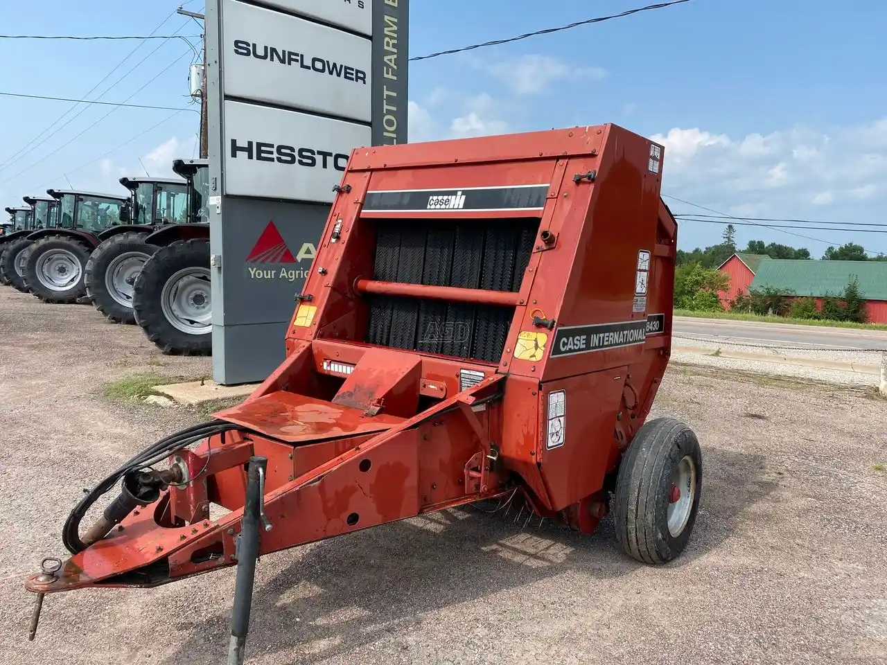 Gallery image 1 for Used Case IH 8430 Round Baler