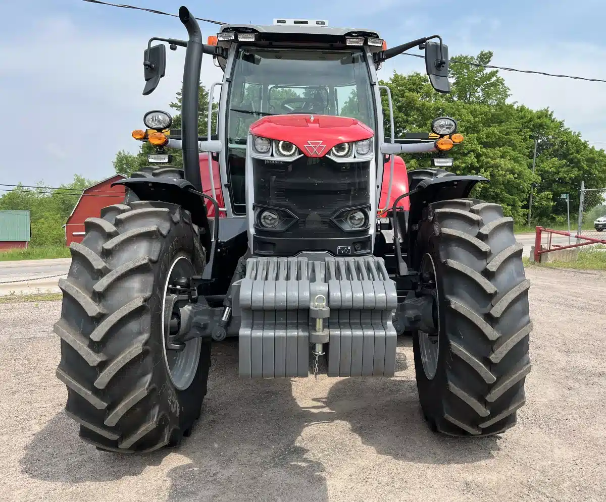 Gallery image 2 for 2025 Massey Ferguson 7S.180 Tractor
