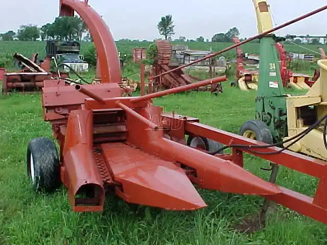Gallery image 1 for Used Hesston 7020 Forage Harvester