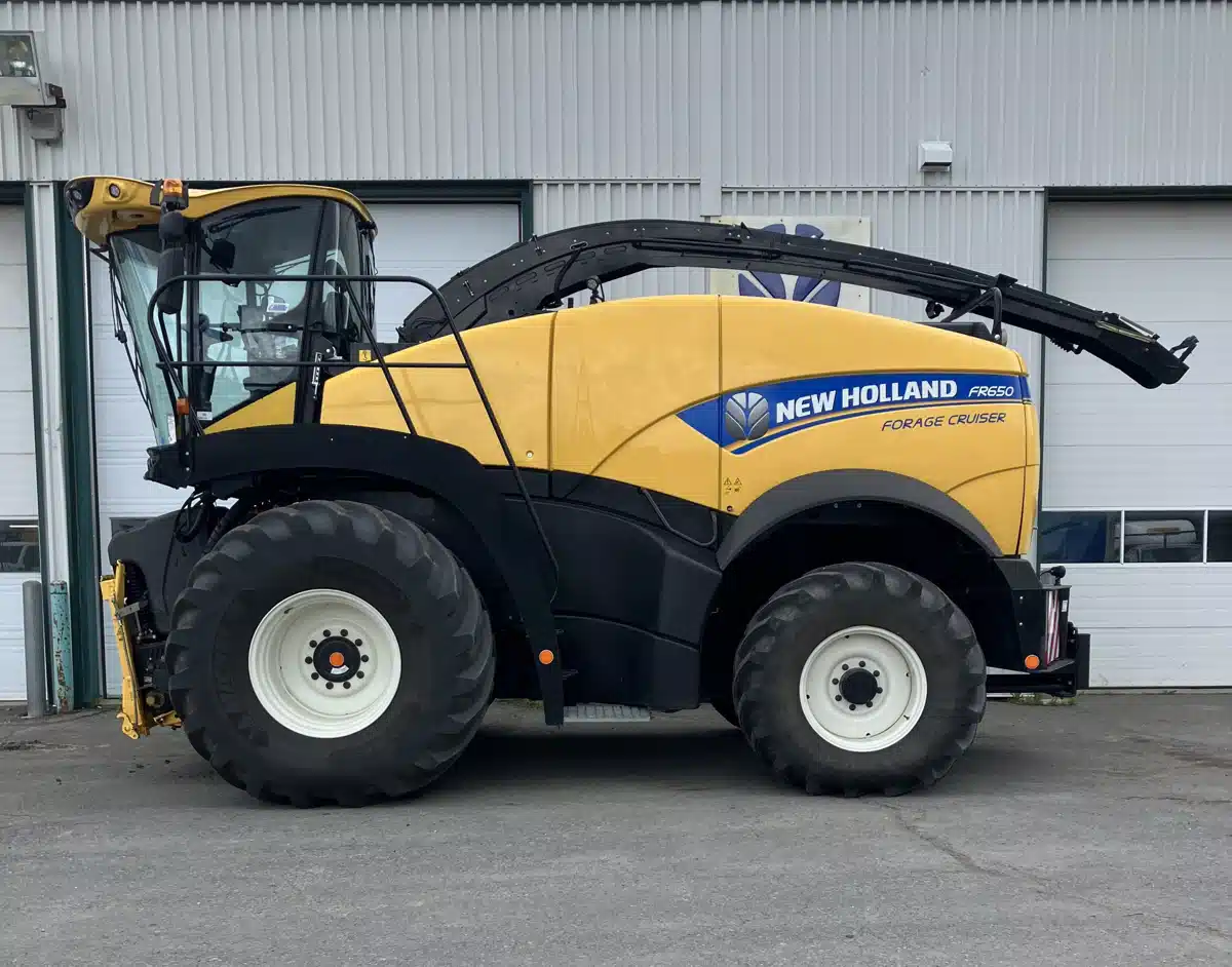 Photo de la Galerie 2 pour 2021 New Holland FR650 Fourragère