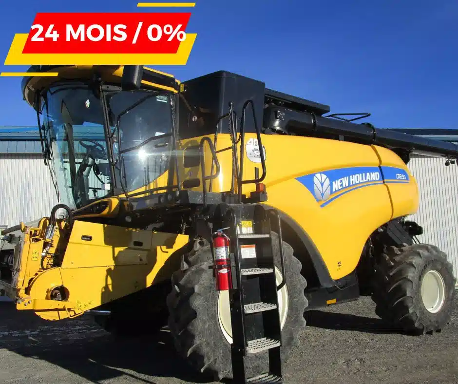 Gallery image 1 for Used 2015 New Holland CR8.90 Combine