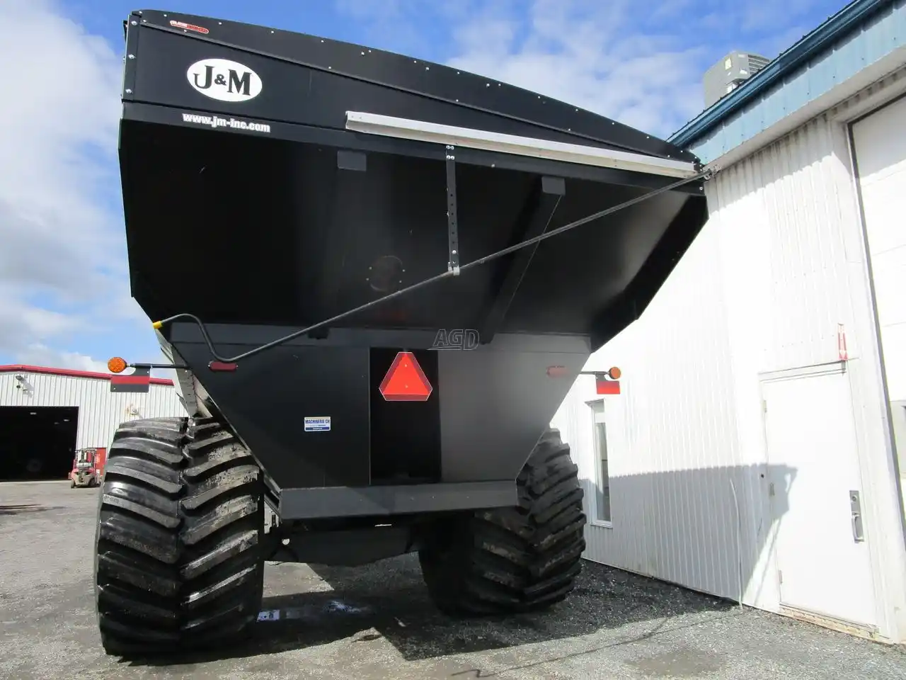 Gallery image 2 for Used 2022 J&M 1000 Grain Cart