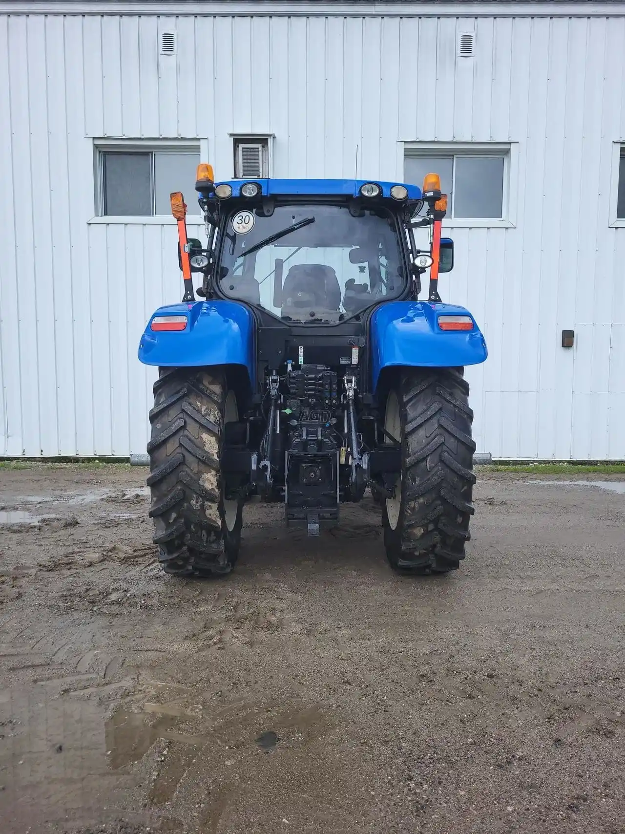 Gallery image 2 for Used 2013 New Holland T7.185 Tractor