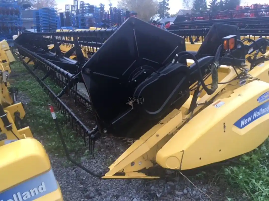 Gallery image 2 for Used 2008 New Holland 74C Header - Flex