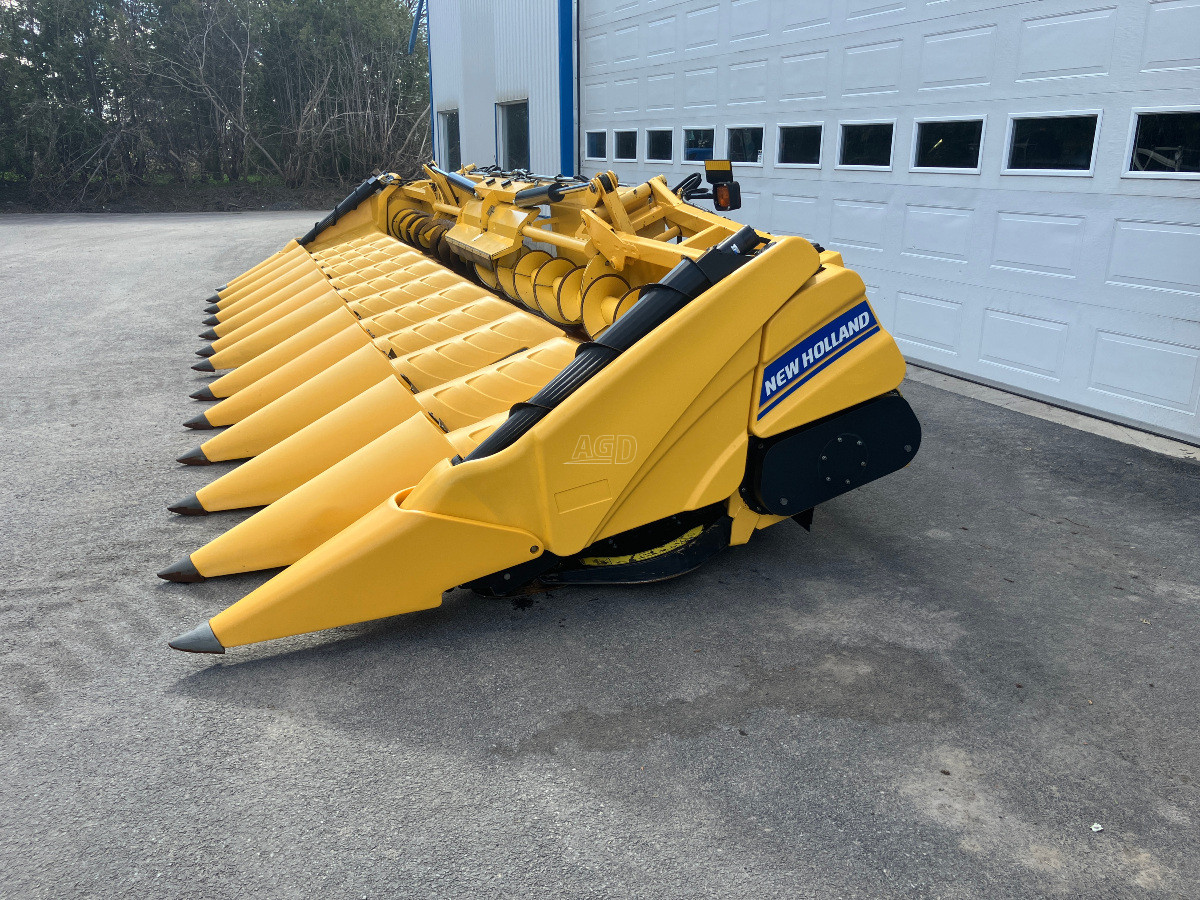 Gallery image 2 for Used 2013 New Holland 980CF Header - Row Crop