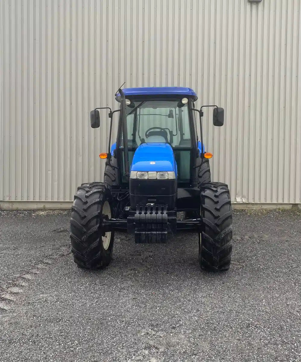 Gallery image 2 for Used 2009 New Holland TD5050 Tractor