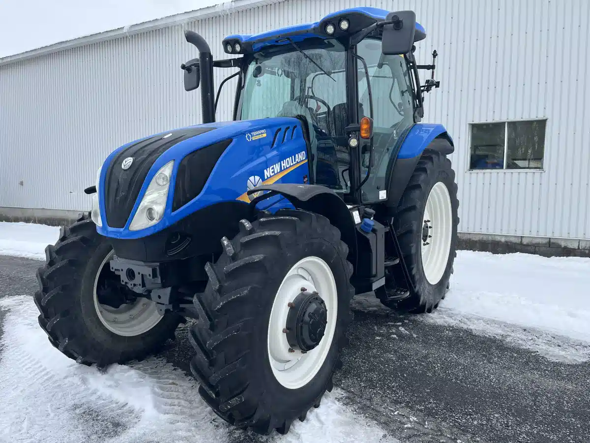 Gallery image 2 for 2017 New Holland T6.155 Tractor