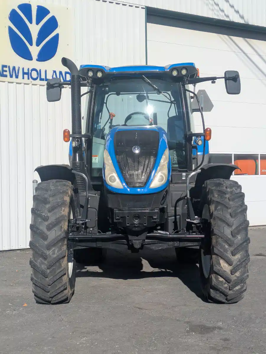 Gallery image 1 for Used 2017 New Holland T6.155 Tractor
