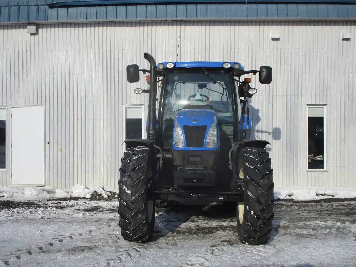 Gallery image 2 for Used 2013 New Holland T6.155 Tractor