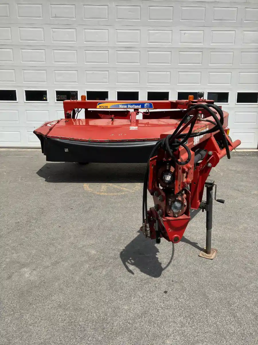Gallery image 2 for 2011 New Holland H7230 Disc Mower Conditioner