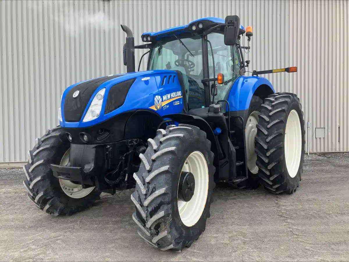 Photo de la Galerie 2 pour 2016 New Holland T7.315 Tracteur
