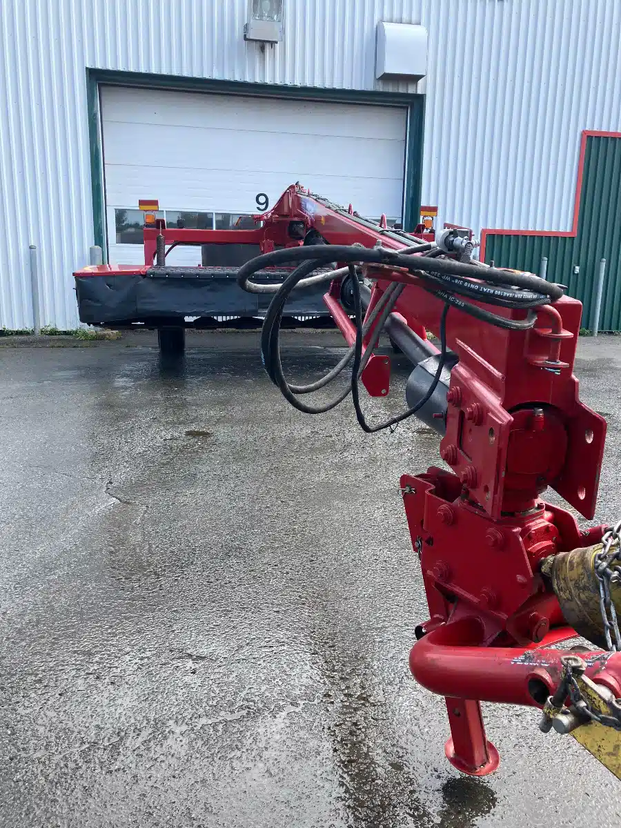 Gallery image 1 for Used 2014 New Holland 312 Disc Mower Conditioner
