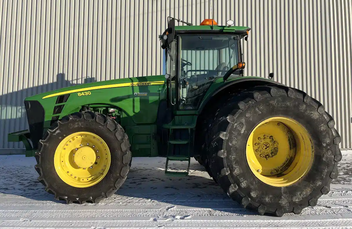 Gallery image 2 for Used 2007 John Deere 8430 Tractor