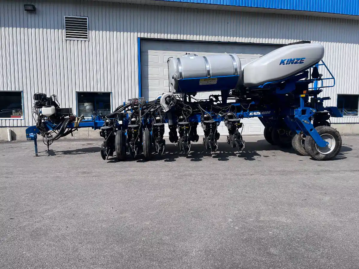 Gallery image 1 for Used 2018 Kinze 4900 Planter