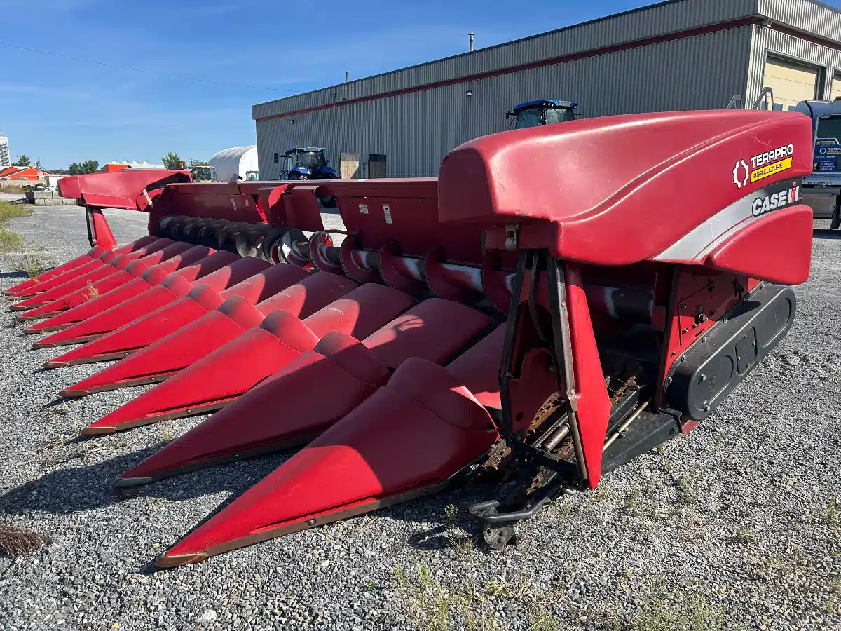 Gallery image 1 for Used 2010 Case IH 3412 Header - Row Crop