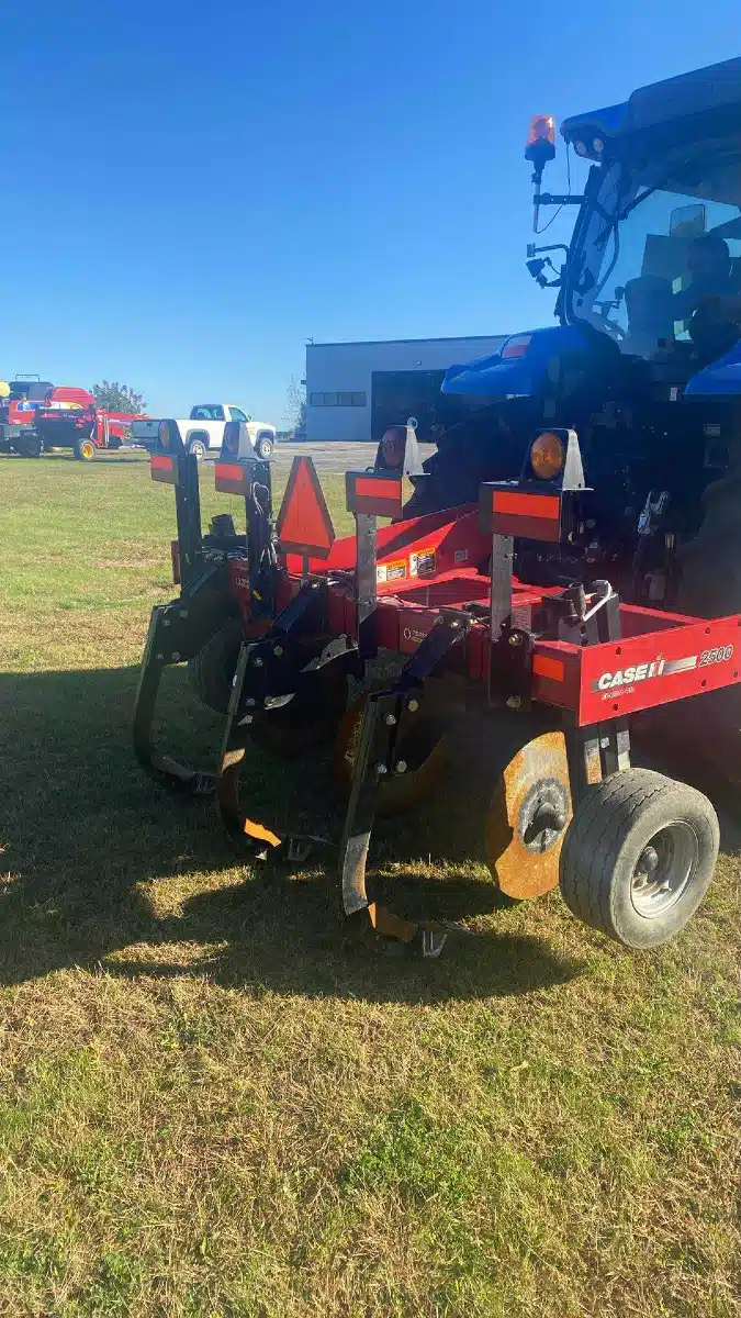 Gallery image 2 for Used 2011 Case IH 2500 Ripper